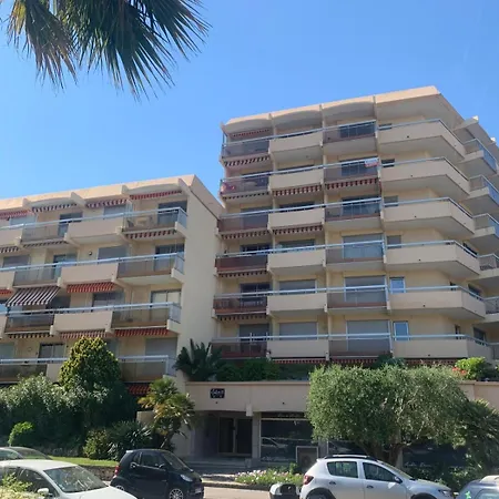 Elea, Vue Sur Mer, T1 Sur A 150m Des Plages Frejus